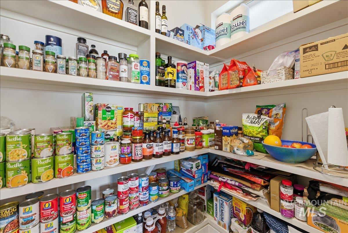 6347 S Utmost Ln, Meridian, Idaho 83642, 3 Bedrooms, 2.5 Bathrooms, Residential For Sale, Price $599,900, 98982713