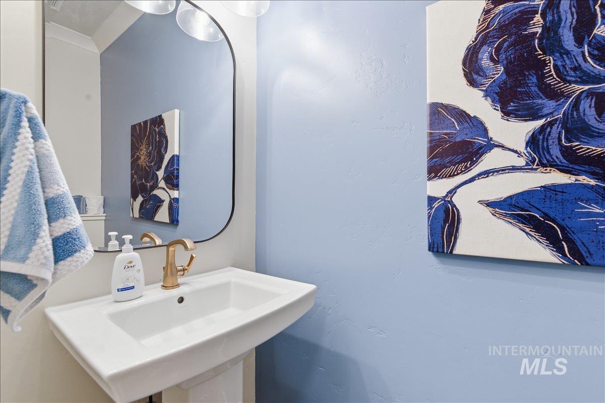 6347 S Utmost Ln, Meridian, Idaho 83642, 3 Bedrooms, 2.5 Bathrooms, Residential For Sale, Price $599,900, 98982713