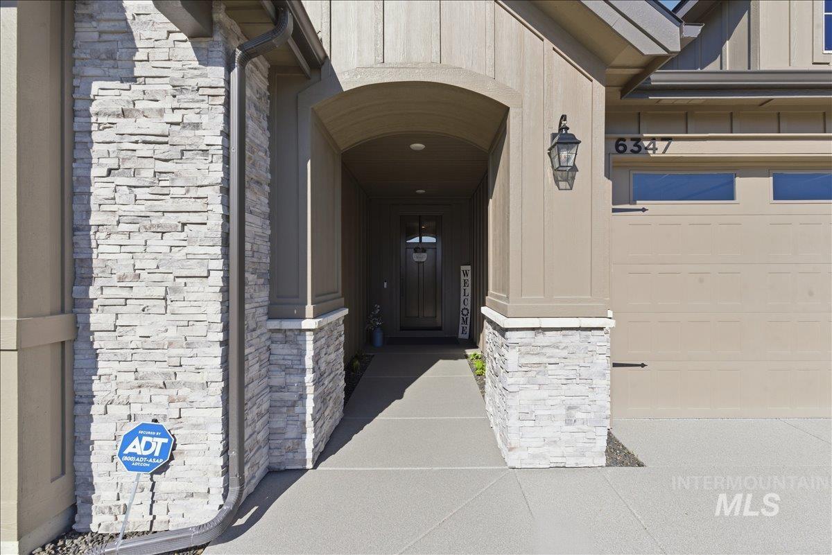 6347 S Utmost Ln, Meridian, Idaho 83642, 3 Bedrooms, 2.5 Bathrooms, Residential For Sale, Price $599,900, 98982713