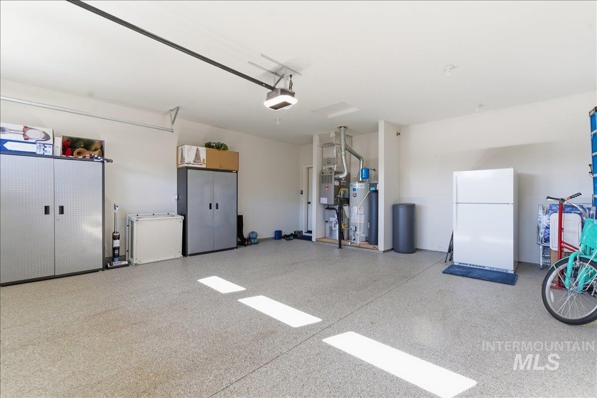 6347 S Utmost Ln, Meridian, Idaho 83642, 3 Bedrooms, 2.5 Bathrooms, Residential For Sale, Price $599,900, 98982713