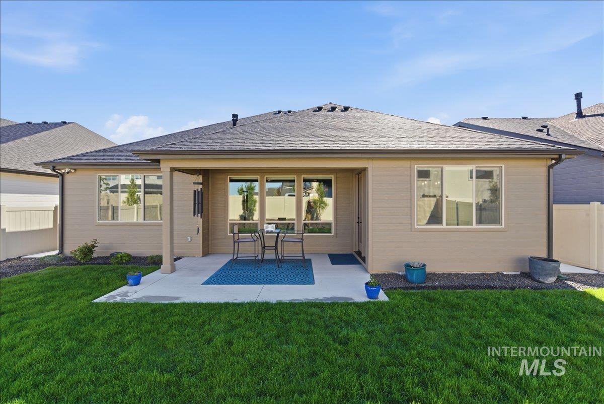 6347 S Utmost Ln, Meridian, Idaho 83642, 3 Bedrooms, 2.5 Bathrooms, Residential For Sale, Price $599,900, 98982713