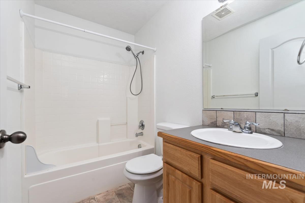 9547 W Shelborne, Boise, Idaho 83709, 3 Bedrooms, 2.5 Bathrooms, Residential For Sale, Price $405,000, 98982717