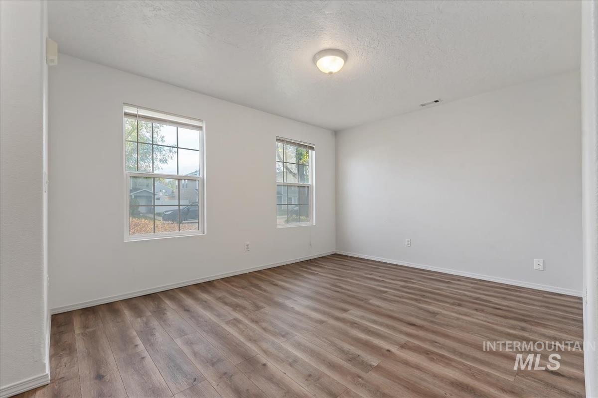 9547 W Shelborne, Boise, Idaho 83709, 3 Bedrooms, 2.5 Bathrooms, Residential For Sale, Price $405,000, 98982717