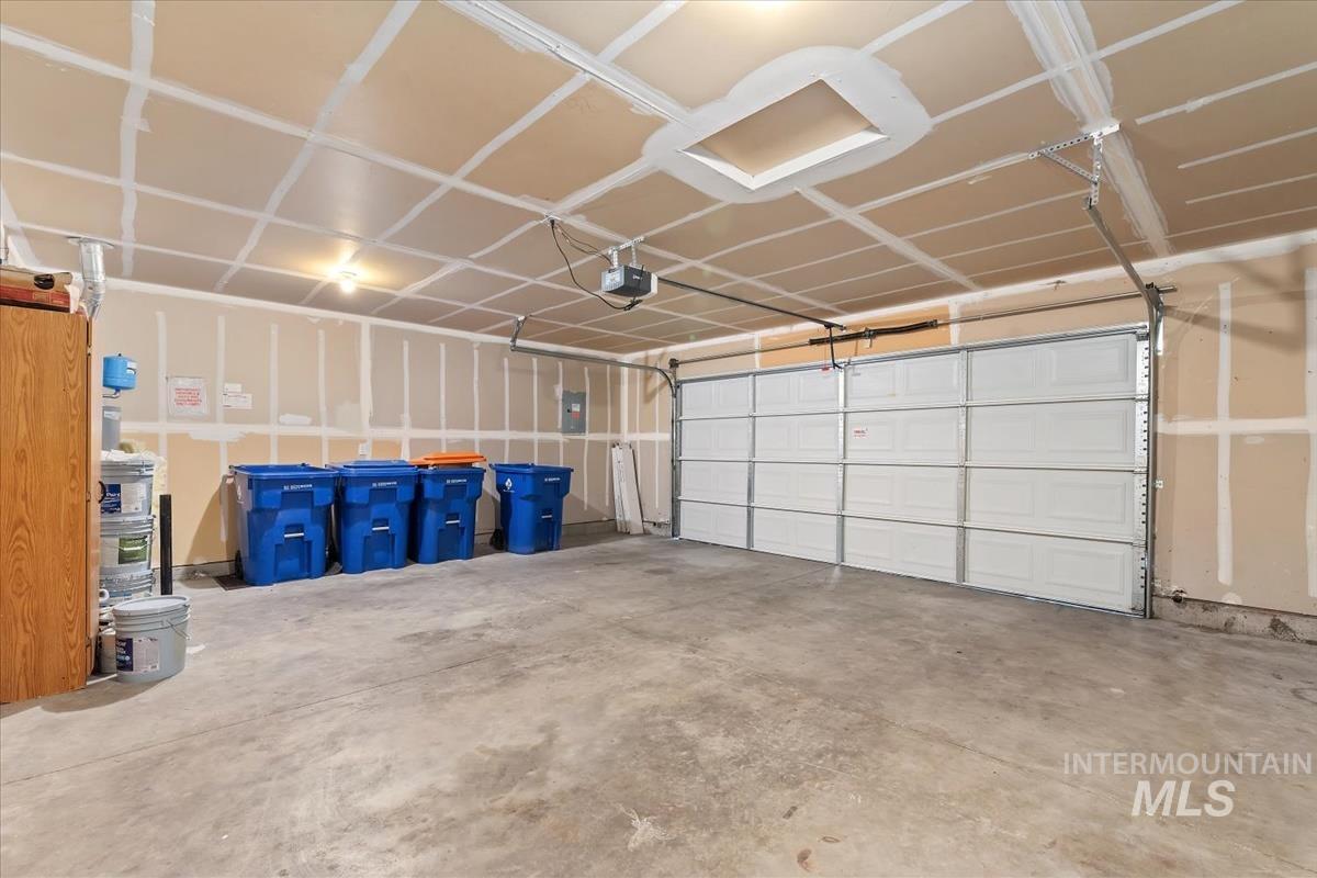 9547 W Shelborne, Boise, Idaho 83709, 3 Bedrooms, 2.5 Bathrooms, Residential For Sale, Price $405,000, 98982717