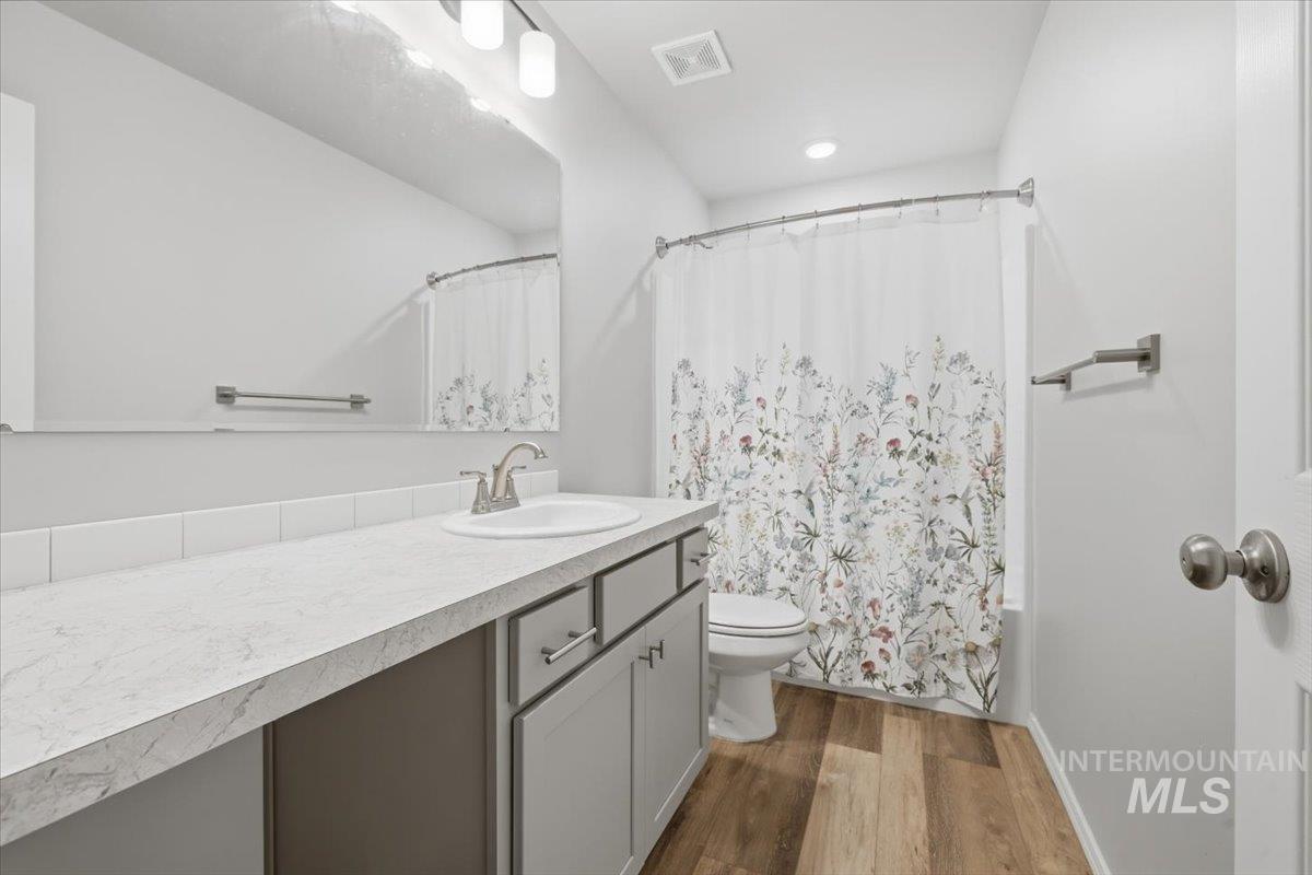 19396 Susquehanna Way, Caldwell, Idaho 83605, 3 Bedrooms, 2 Bathrooms, Residential For Sale, Price $379,900, 98982718