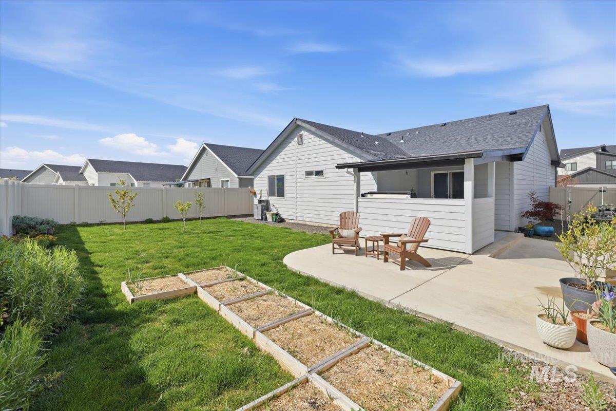 19396 Susquehanna Way, Caldwell, Idaho 83605, 3 Bedrooms, 2 Bathrooms, Residential For Sale, Price $379,900, 98982718