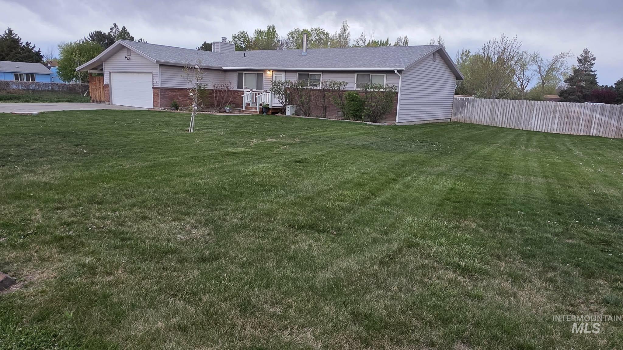 240 NW Wilson, Mountain Home, Idaho 83647, 3 Bedrooms, 2 Bathrooms, Residential For Sale, Price $349,000, 98982719