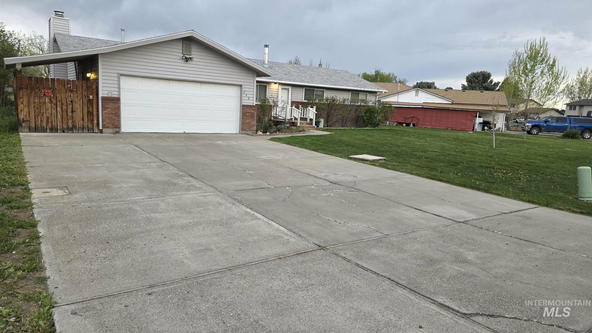 240 NW Wilson, Mountain Home, Idaho 83647, 3 Bedrooms, 2 Bathrooms, Residential For Sale, Price $349,000, 98982719