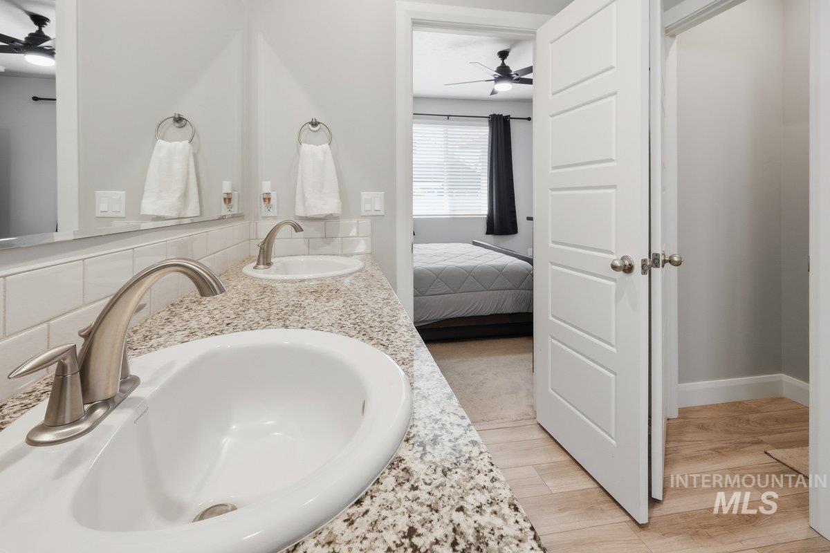 1273 E Fort Erie St, Kuna, Idaho 83634, 3 Bedrooms, 2 Bathrooms, Residential For Sale, Price $458,000, 98982720