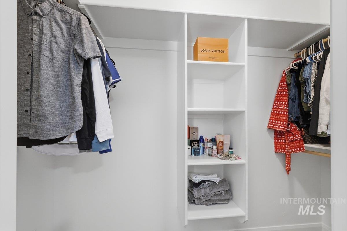 1273 E Fort Erie St, Kuna, Idaho 83634, 3 Bedrooms, 2 Bathrooms, Residential For Sale, Price $458,000, 98982720