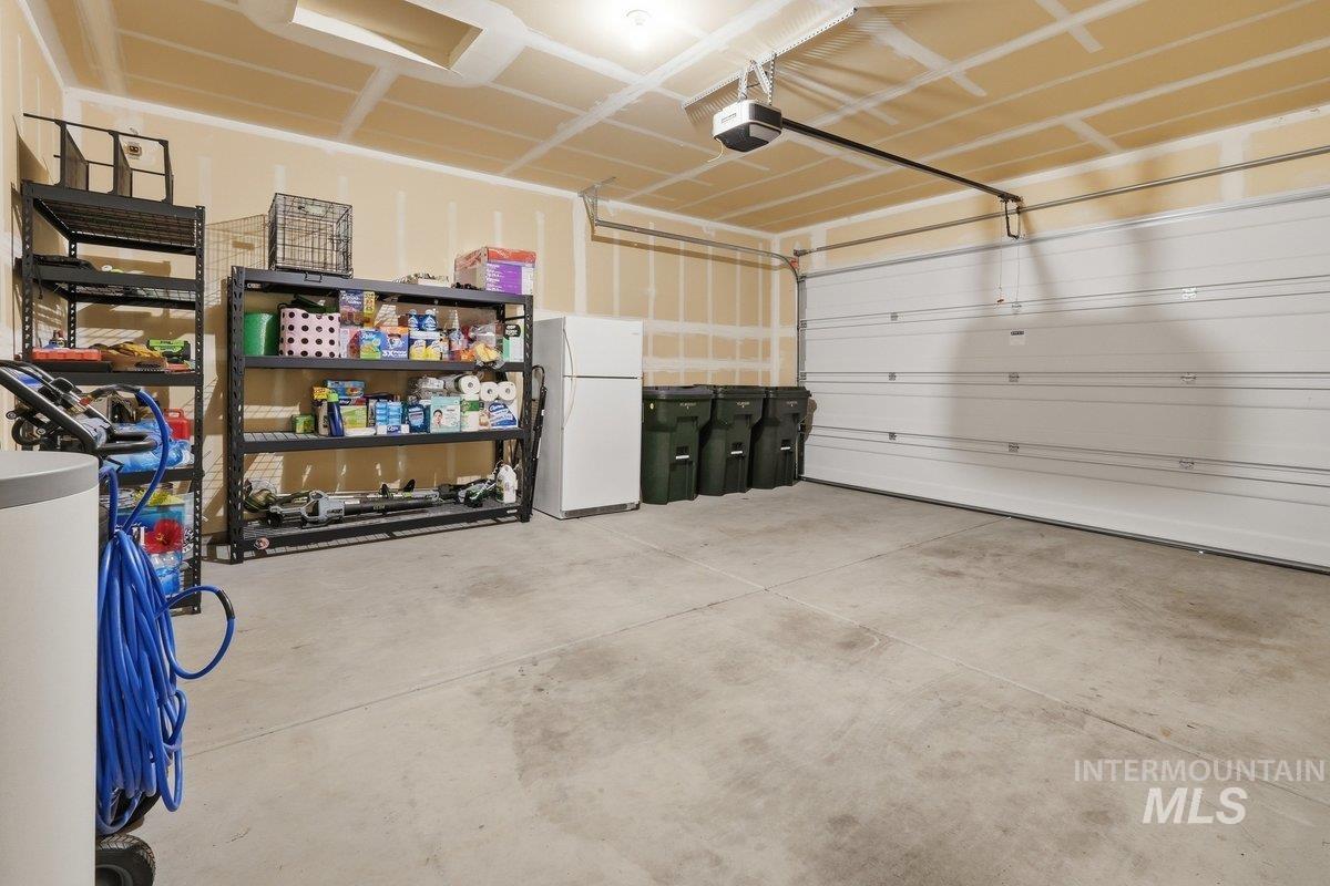 1273 E Fort Erie St, Kuna, Idaho 83634, 3 Bedrooms, 2 Bathrooms, Residential For Sale, Price $458,000, 98982720