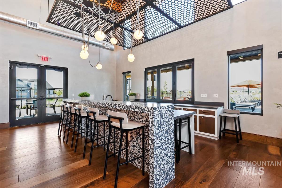 8416 W Meltwater Ln, Eagle, Idaho 83616, 3 Bedrooms, 2 Bathrooms, Residential For Sale, Price $585,000, 98982721