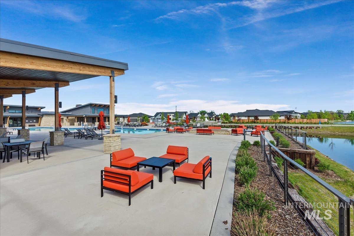 8416 W Meltwater Ln, Eagle, Idaho 83616, 3 Bedrooms, 2 Bathrooms, Residential For Sale, Price $585,000, 98982721