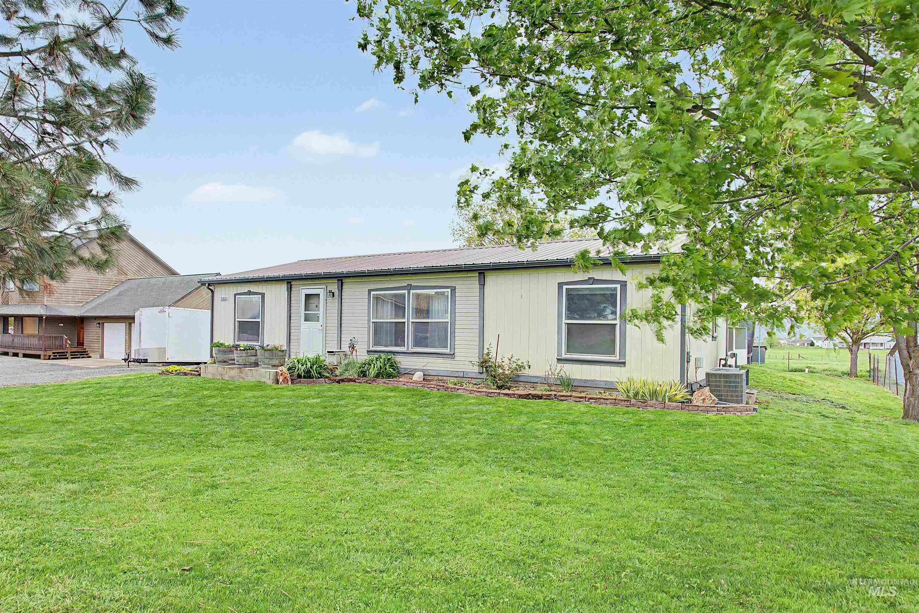 2221 Cedar Avenue, Lewiston, Idaho 83501, 3 Bedrooms, 2 Bathrooms, Residential For Sale, Price $330,000, 98982725