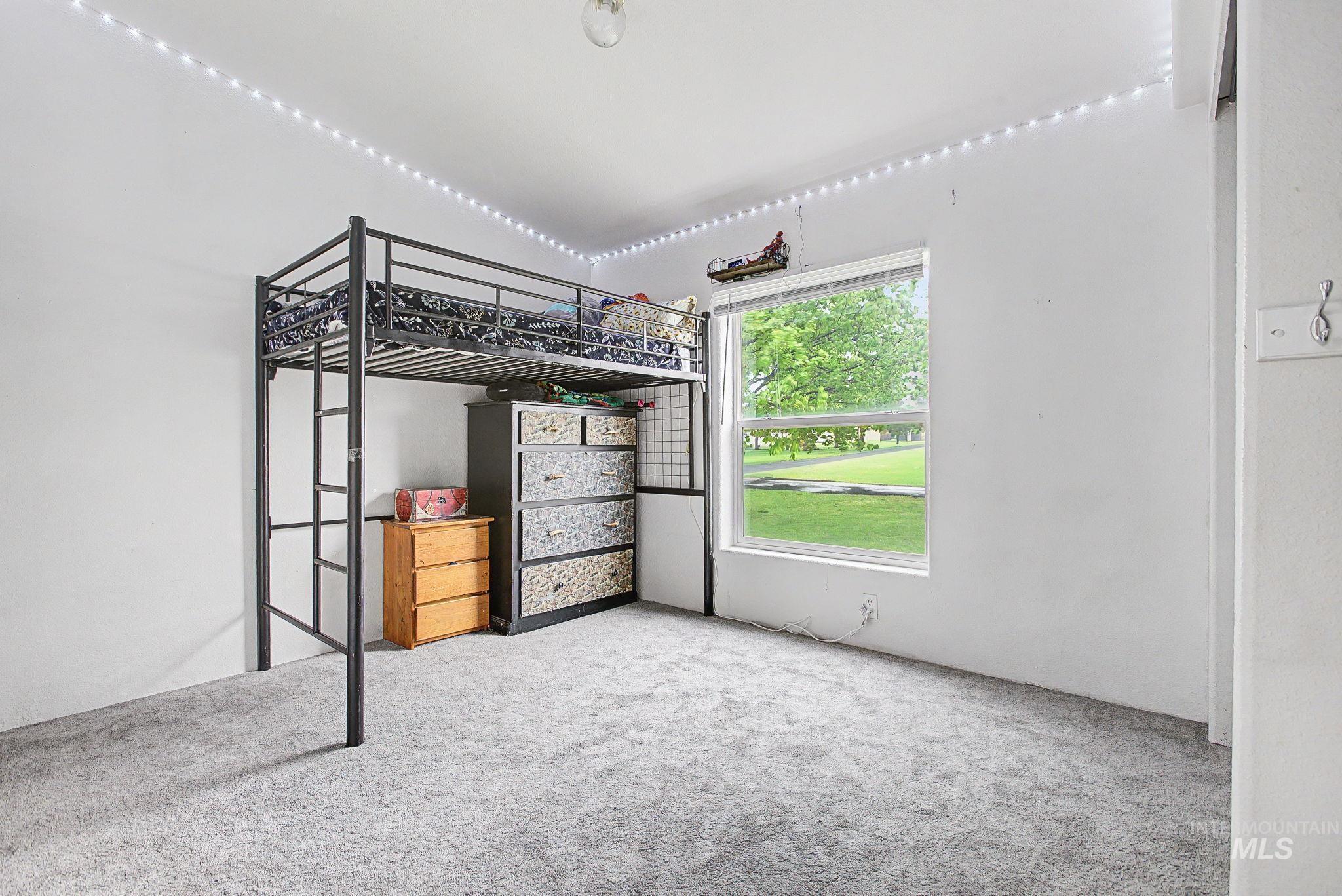 2221 Cedar Avenue, Lewiston, Idaho 83501, 3 Bedrooms, 2 Bathrooms, Residential For Sale, Price $330,000, 98982725