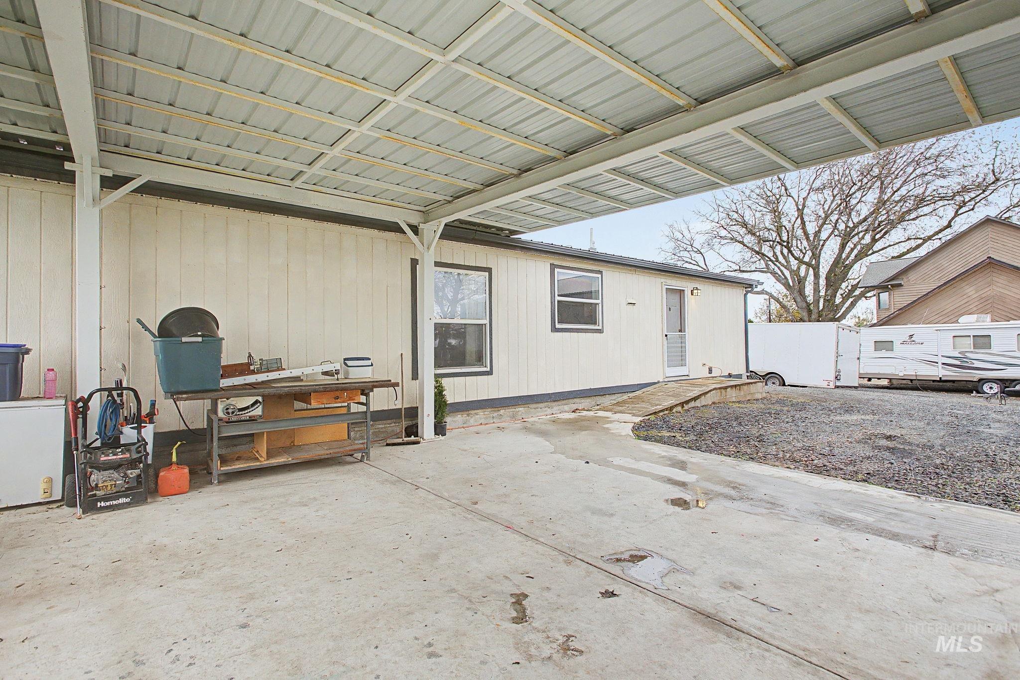 2221 Cedar Avenue, Lewiston, Idaho 83501, 3 Bedrooms, 2 Bathrooms, Residential For Sale, Price $330,000, 98982725