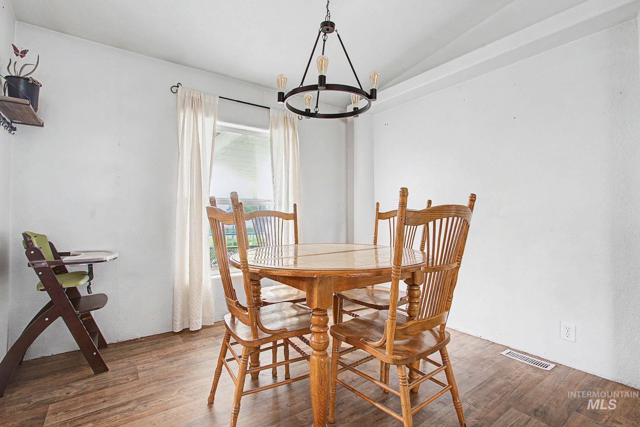 2221 Cedar Avenue, Lewiston, Idaho 83501, 3 Bedrooms, 2 Bathrooms, Residential For Sale, Price $330,000, 98982725