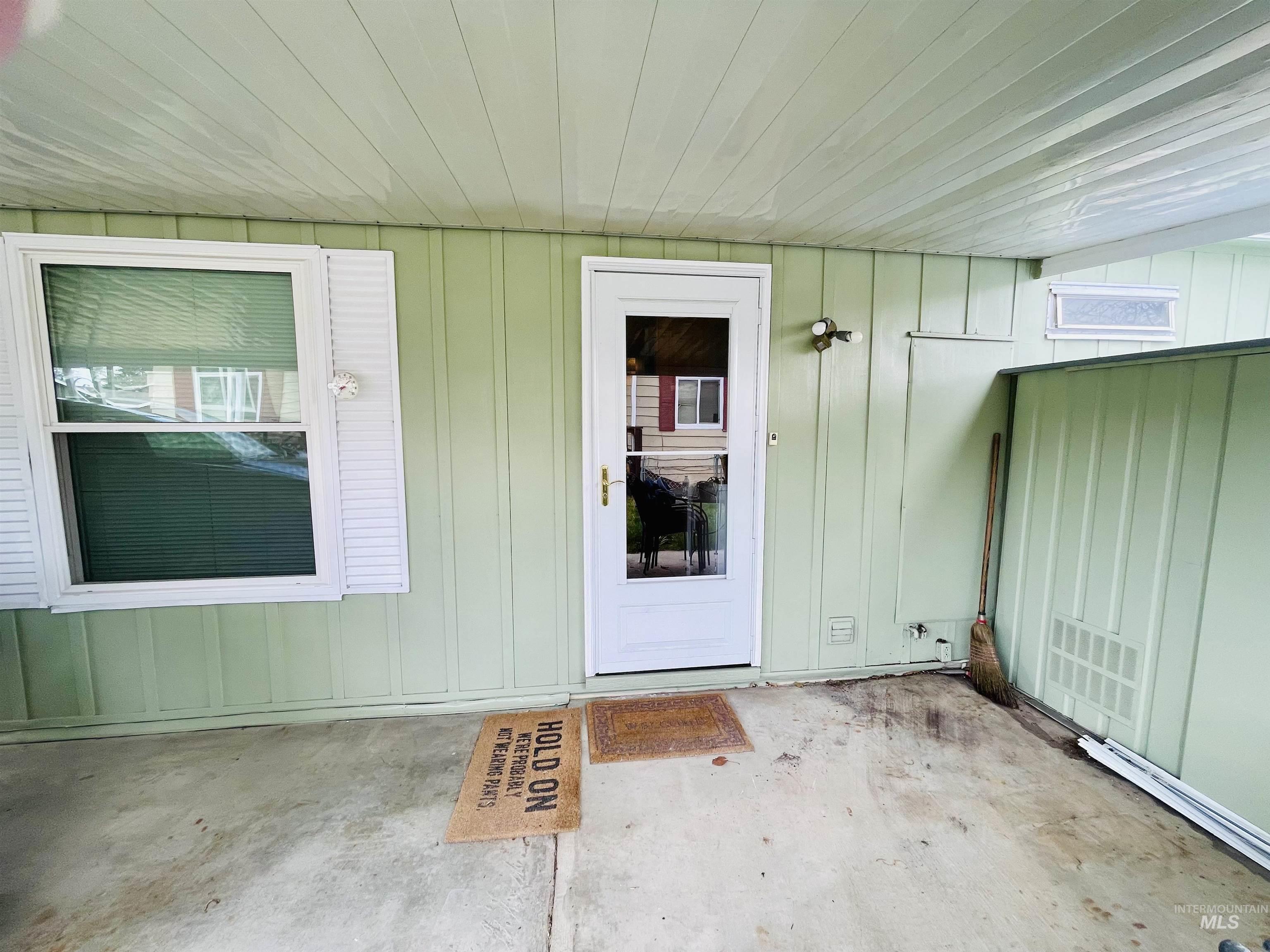 10609 W Abram Ln, Boise, Idaho 83713, 2 Bedrooms, 2 Bathrooms, Residential For Sale, Price $135,000, 98982727