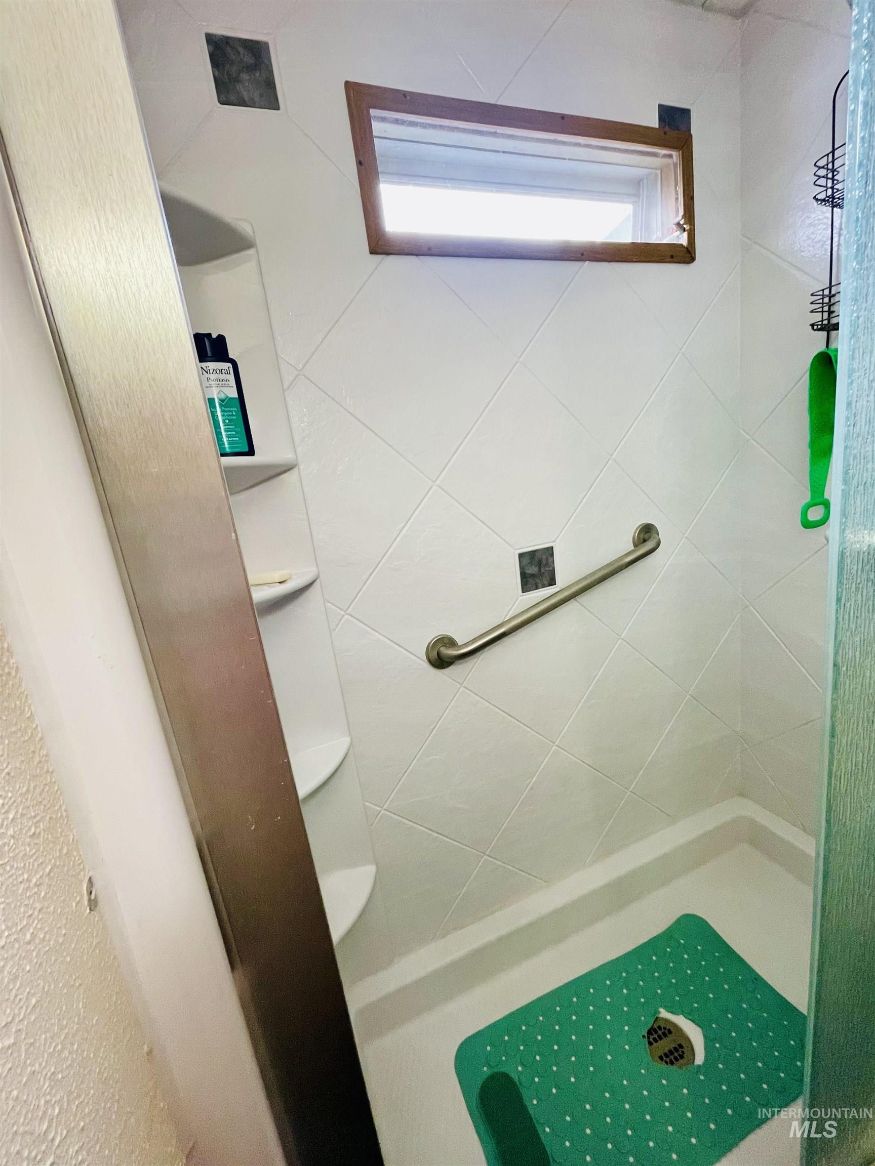 10609 W Abram Ln, Boise, Idaho 83713, 2 Bedrooms, 2 Bathrooms, Residential For Sale, Price $135,000, 98982727