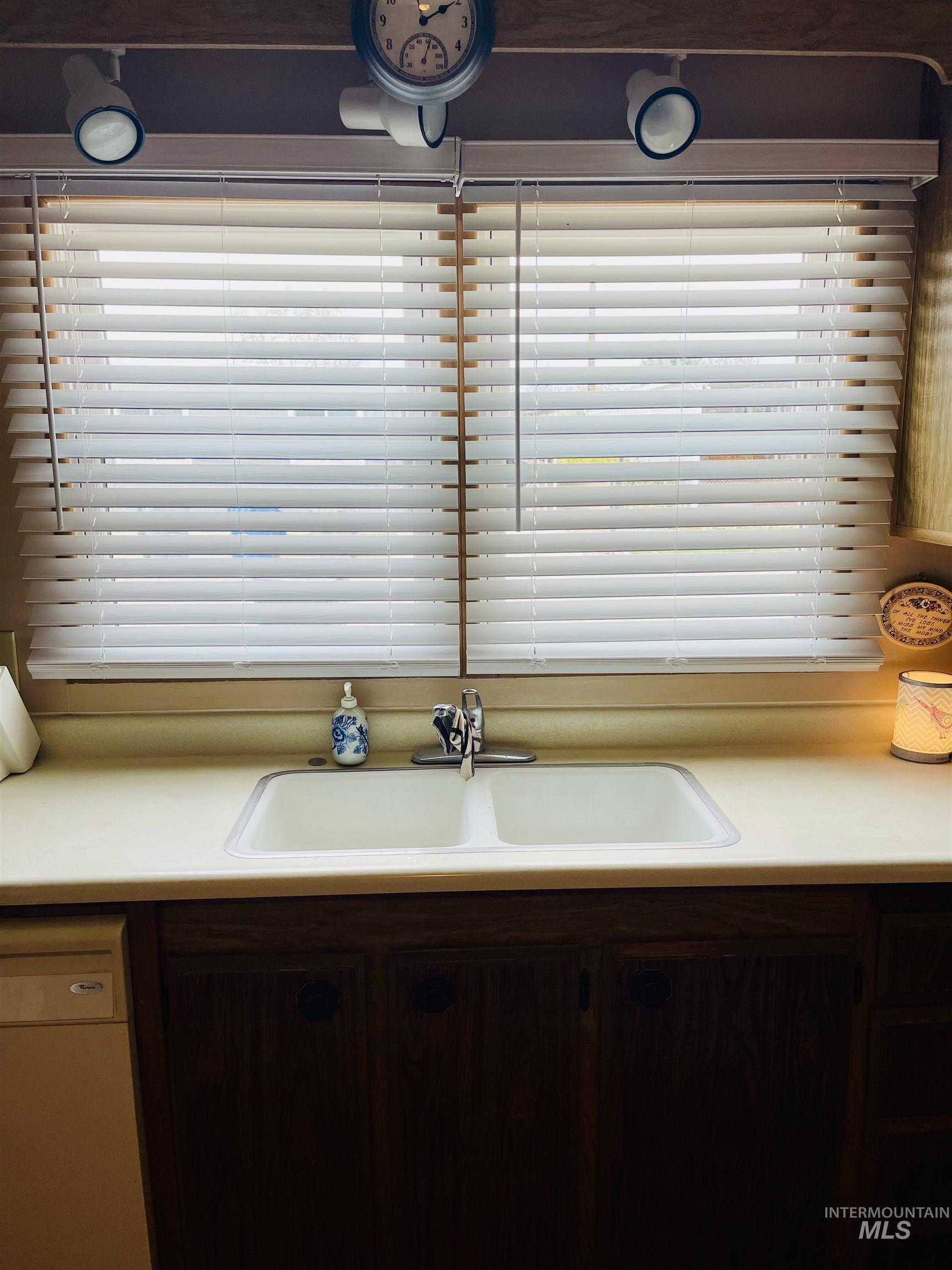 10609 W Abram Ln, Boise, Idaho 83713, 2 Bedrooms, 2 Bathrooms, Residential For Sale, Price $135,000, 98982727