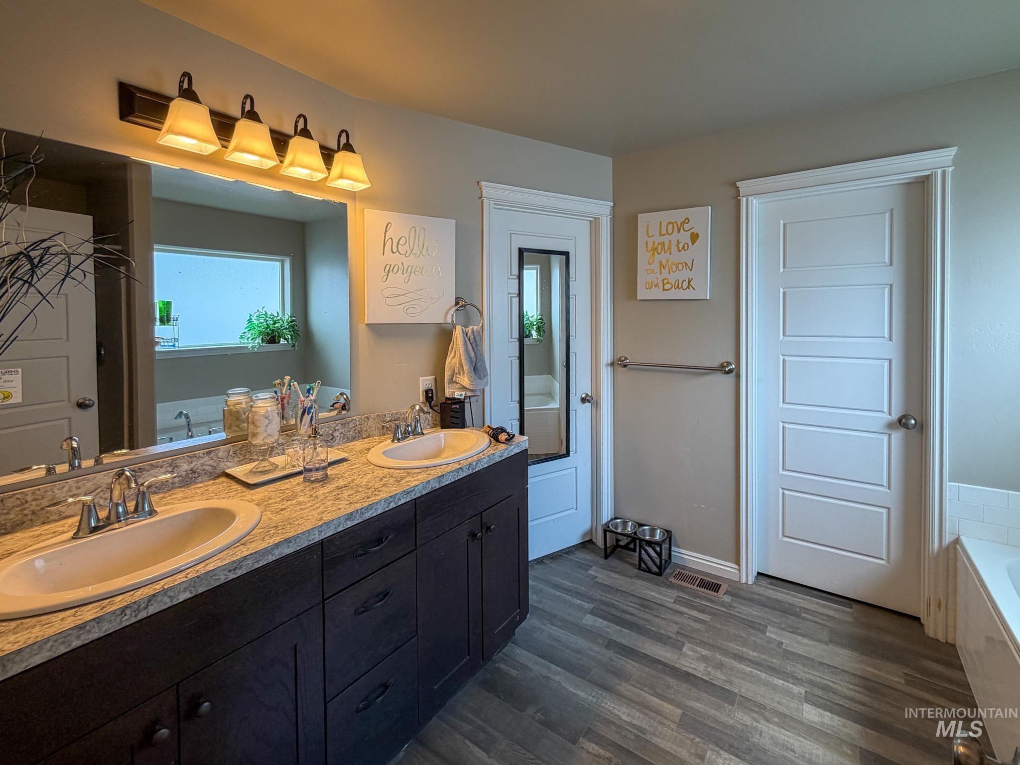 2021 L Street, Heyburn, Idaho 83336, 4 Bedrooms, 2 Bathrooms, Residential For Sale, Price $365,000, 98982730