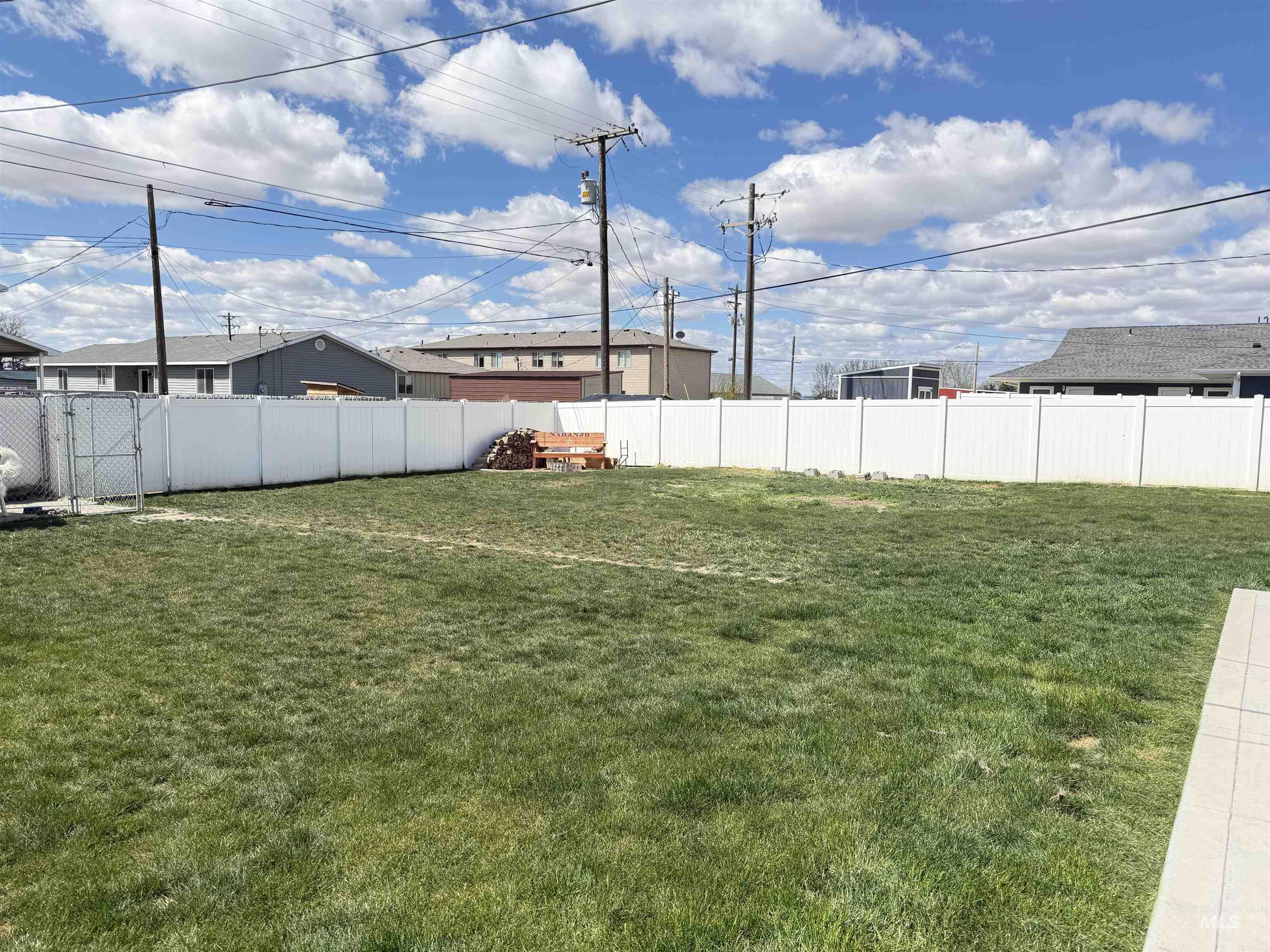 2021 L Street, Heyburn, Idaho 83336, 4 Bedrooms, 2 Bathrooms, Residential For Sale, Price $365,000, 98982730