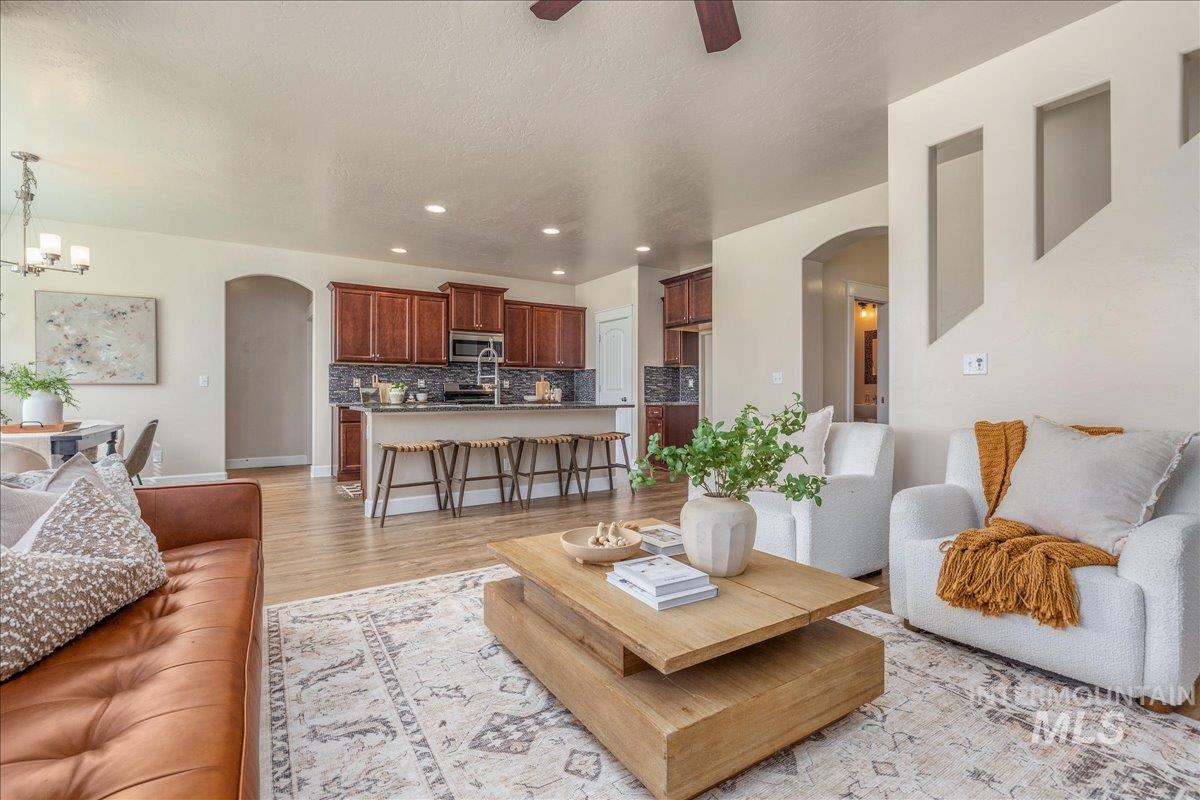 2715 E Snocreek Dr, Eagle, Idaho 83616, 5 Bedrooms, 3.5 Bathrooms, Residential For Sale, Price $838,700,MLS 98982733