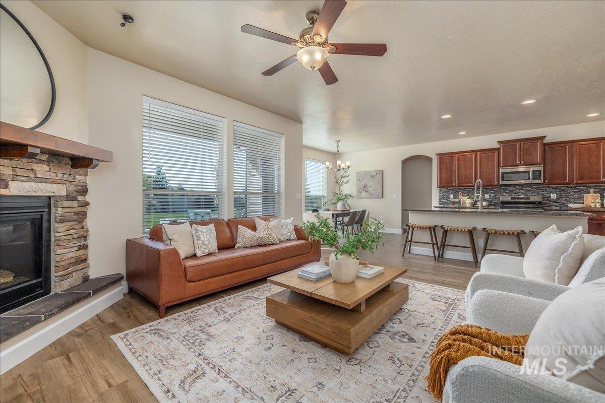 2715 E Snocreek Dr, Eagle, Idaho 83616, 5 Bedrooms, 3.5 Bathrooms, Residential For Sale, Price $838,700,MLS 98982733