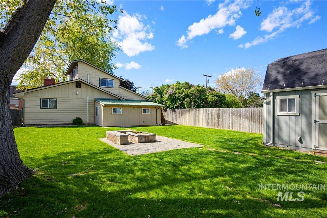 20602 Academy Rd, Greenleaf, Idaho 83626, 3 Bedrooms, 2 Bathrooms, Residential For Sale, Price $400,000,MLS 98982734