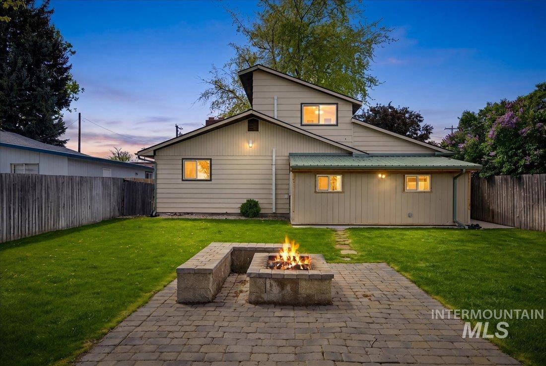 20602 Academy Rd, Greenleaf, Idaho 83626-9144, 3 Bedrooms, 2 Bathrooms, Residential For Sale, Price $420,000,MLS 98982734