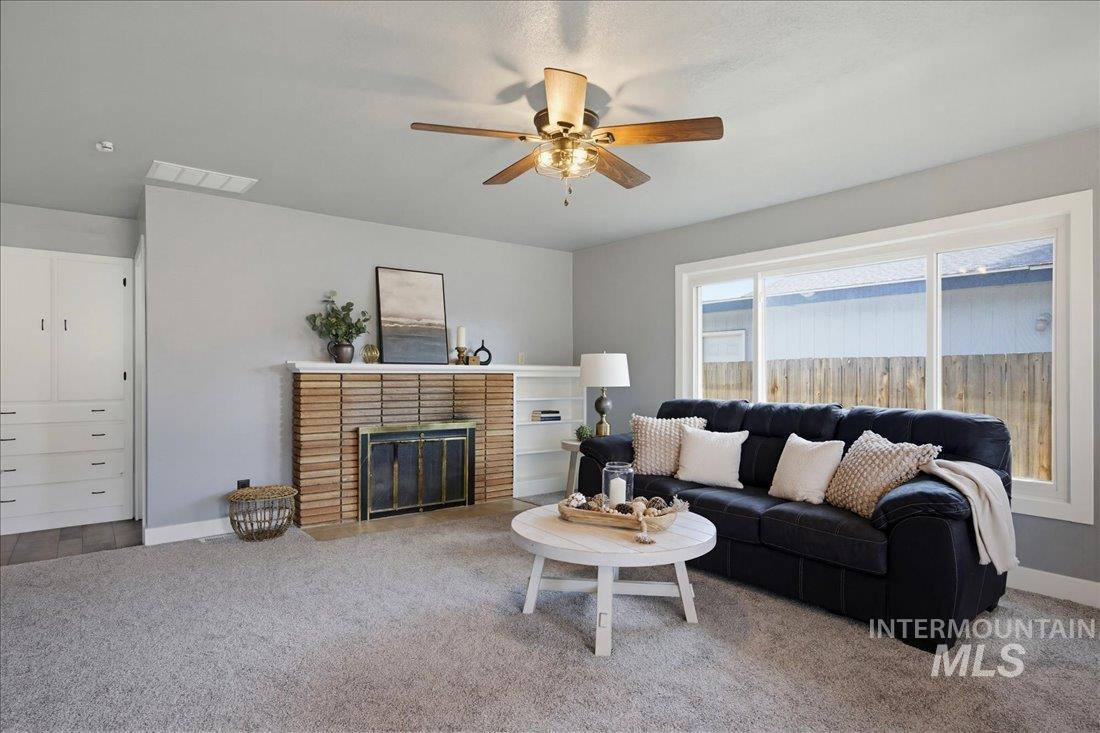 20602 Academy Rd, Greenleaf, Idaho 83626, 3 Bedrooms, 2 Bathrooms, Residential For Sale, Price $400,000,MLS 98982734