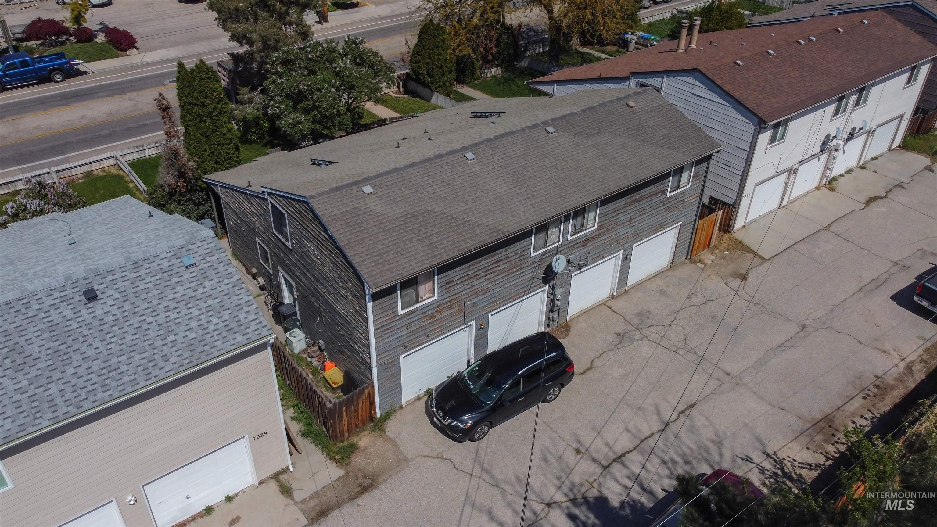 7077 W Ustick, Boise, Idaho 83704, 3 Bedrooms, 1.5 Bathrooms, Residential Income For Sale, Price $549,000, 98982735