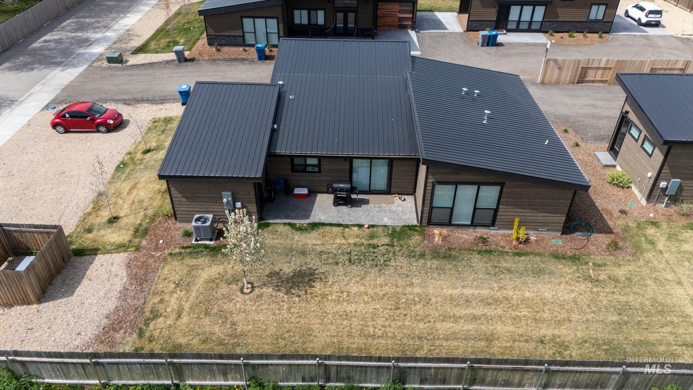 362 & 366 W London St, Middleton, Idaho 83644, 2 Bedrooms, 2 Bathrooms, Residential Income For Sale, Price $509,000,MLS 98982736