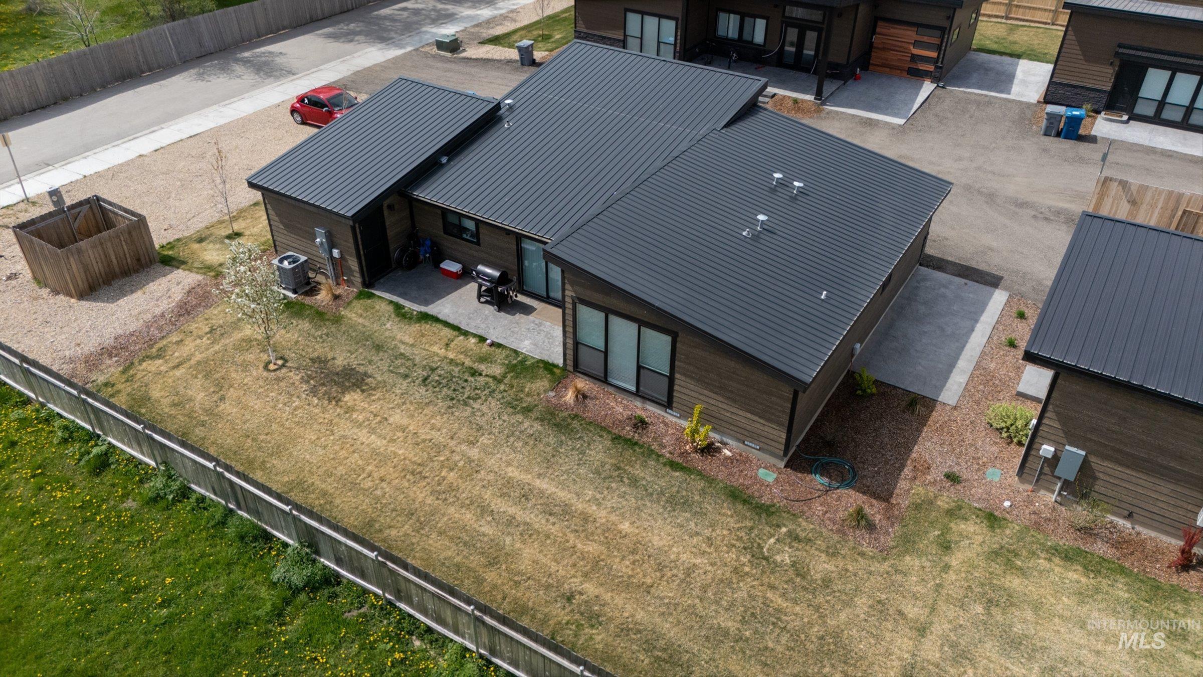 362 & 366 W London St, Middleton, Idaho 83644, 2 Bedrooms, 2 Bathrooms, Residential Income For Sale, Price $509,000,MLS 98982736