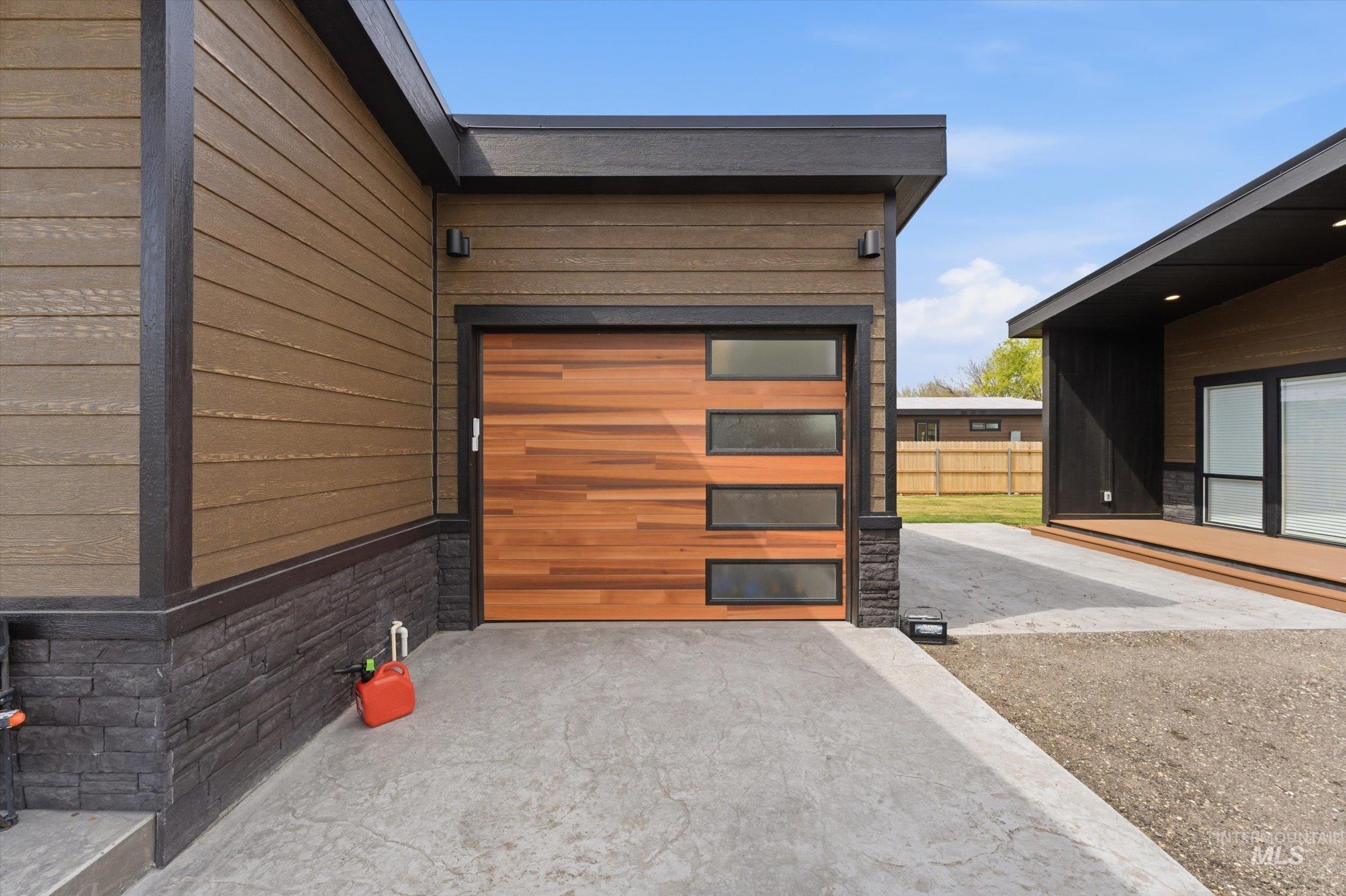 362 & 366 W London St, Middleton, Idaho 83644, 2 Bedrooms, 2 Bathrooms, Residential Income For Sale, Price $509,000,MLS 98982736