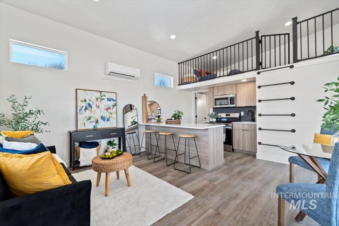 362 & 366 W London St, Middleton, Idaho 83644, 2 Bedrooms, 2 Bathrooms, Residential Income For Sale, Price $509,000,MLS 98982736