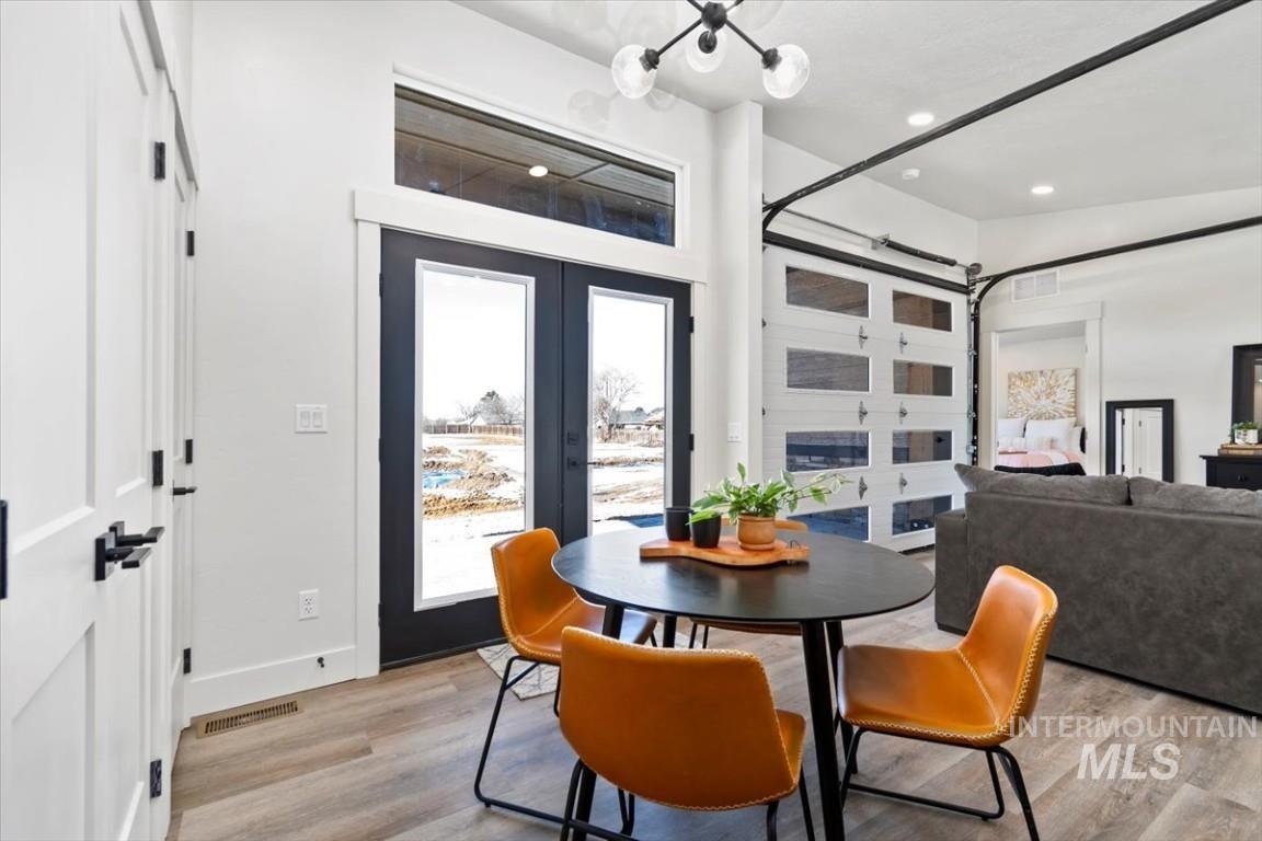 362 & 366 W London St, Middleton, Idaho 83644, 2 Bedrooms, 2 Bathrooms, Residential Income For Sale, Price $509,000,MLS 98982736