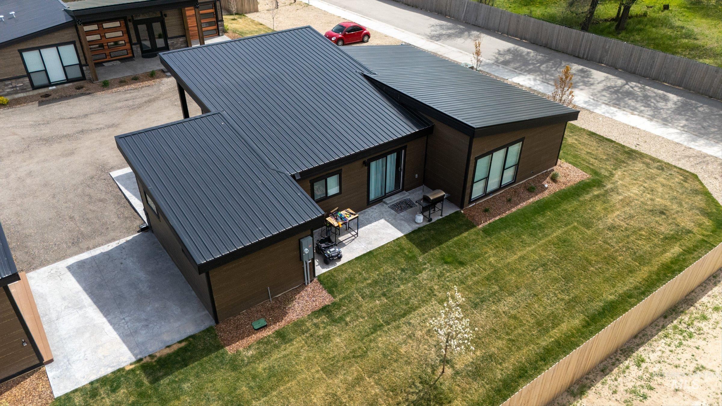 384 & 388 W London St, Middleton, Idaho 83644, 2 Bedrooms, 2 Bathrooms, Residential Income For Sale, Price $509,900,MLS 98982737