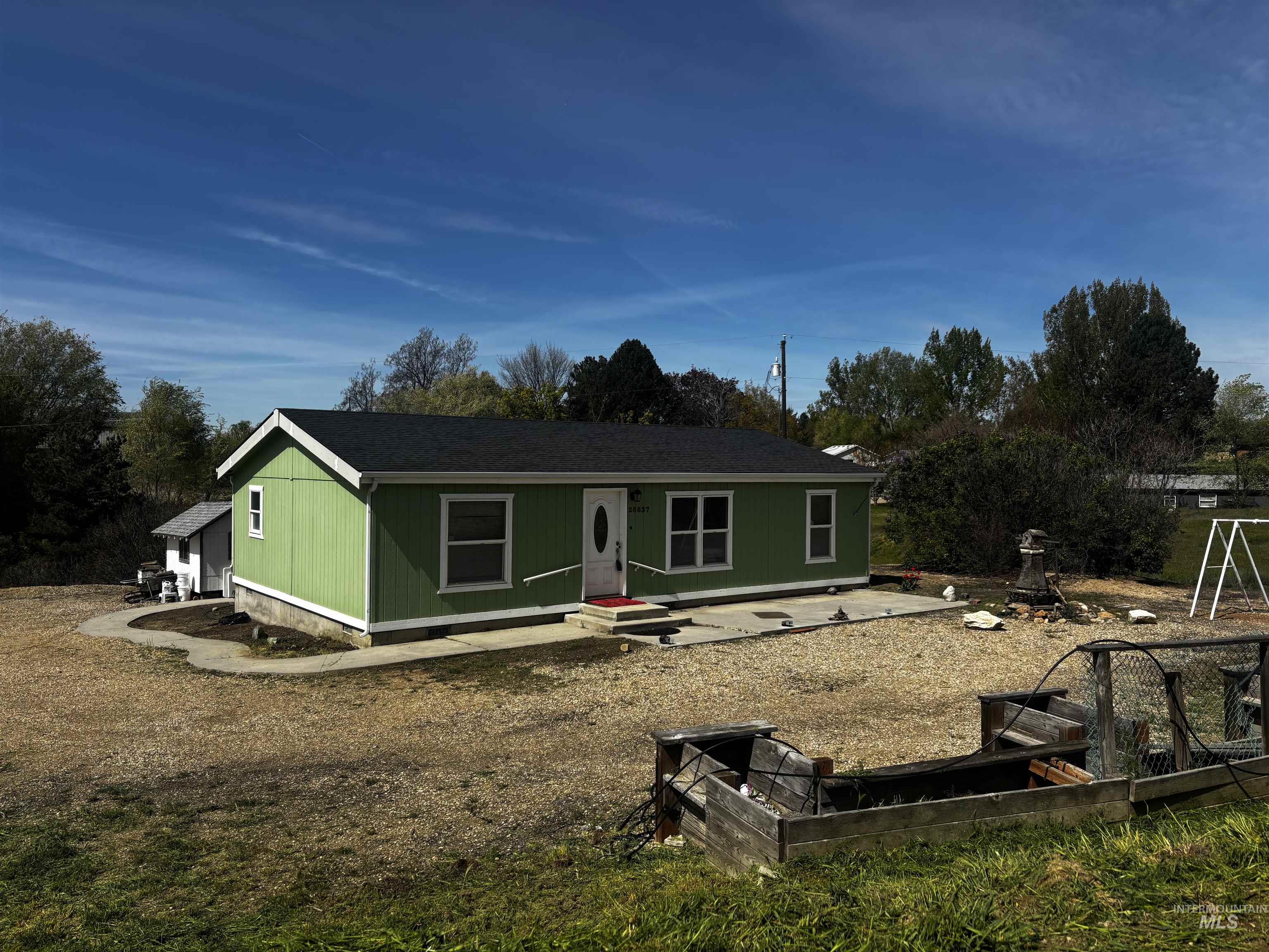 26837 Wagner Rd., Caldwell, Idaho 83607, 3 Bedrooms, 2 Bathrooms, Residential For Sale, Price $305,000, 98982738