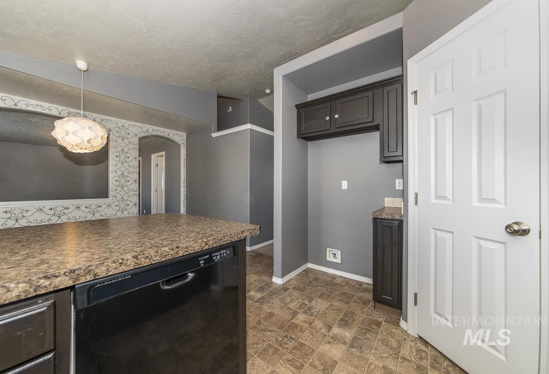 2601 McLaughlin Dr, Caldwell, Idaho 83607, 4 Bedrooms, 2.5 Bathrooms, Residential For Sale, Price $353,500, 98982741