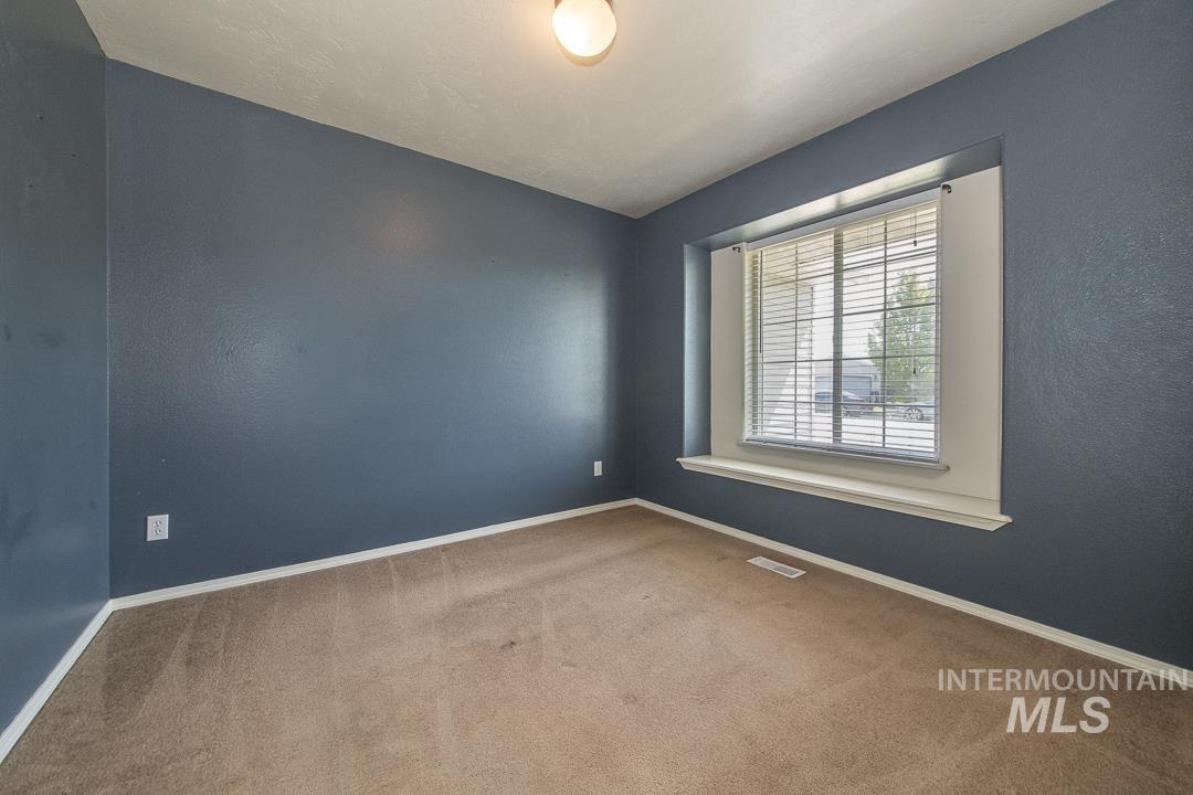 2601 McLaughlin Dr, Caldwell, Idaho 83607, 4 Bedrooms, 2.5 Bathrooms, Residential For Sale, Price $353,500, 98982741