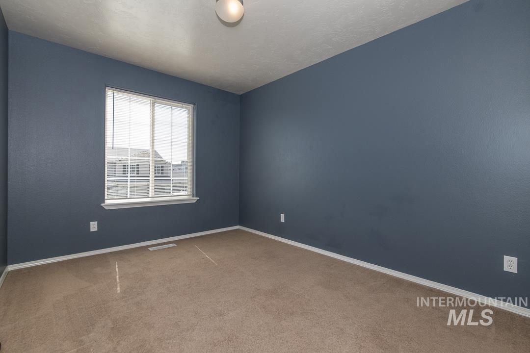 2601 McLaughlin Dr, Caldwell, Idaho 83607, 4 Bedrooms, 2.5 Bathrooms, Residential For Sale, Price $353,500, 98982741