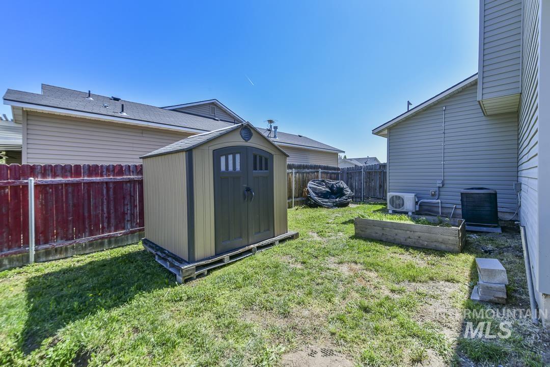 2601 McLaughlin Dr, Caldwell, Idaho 83607, 4 Bedrooms, 2.5 Bathrooms, Residential For Sale, Price $353,500, 98982741