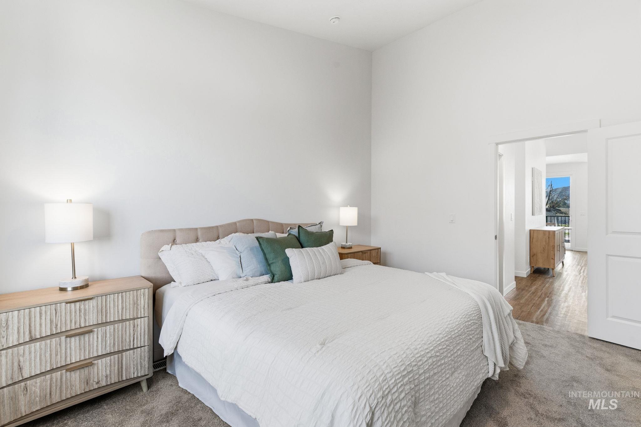 522 Diamond Ln., Emmett, Idaho 83617, 3 Bedrooms, 2.5 Bathrooms, Residential Income For Sale, Price $410,000,MLS 98982745