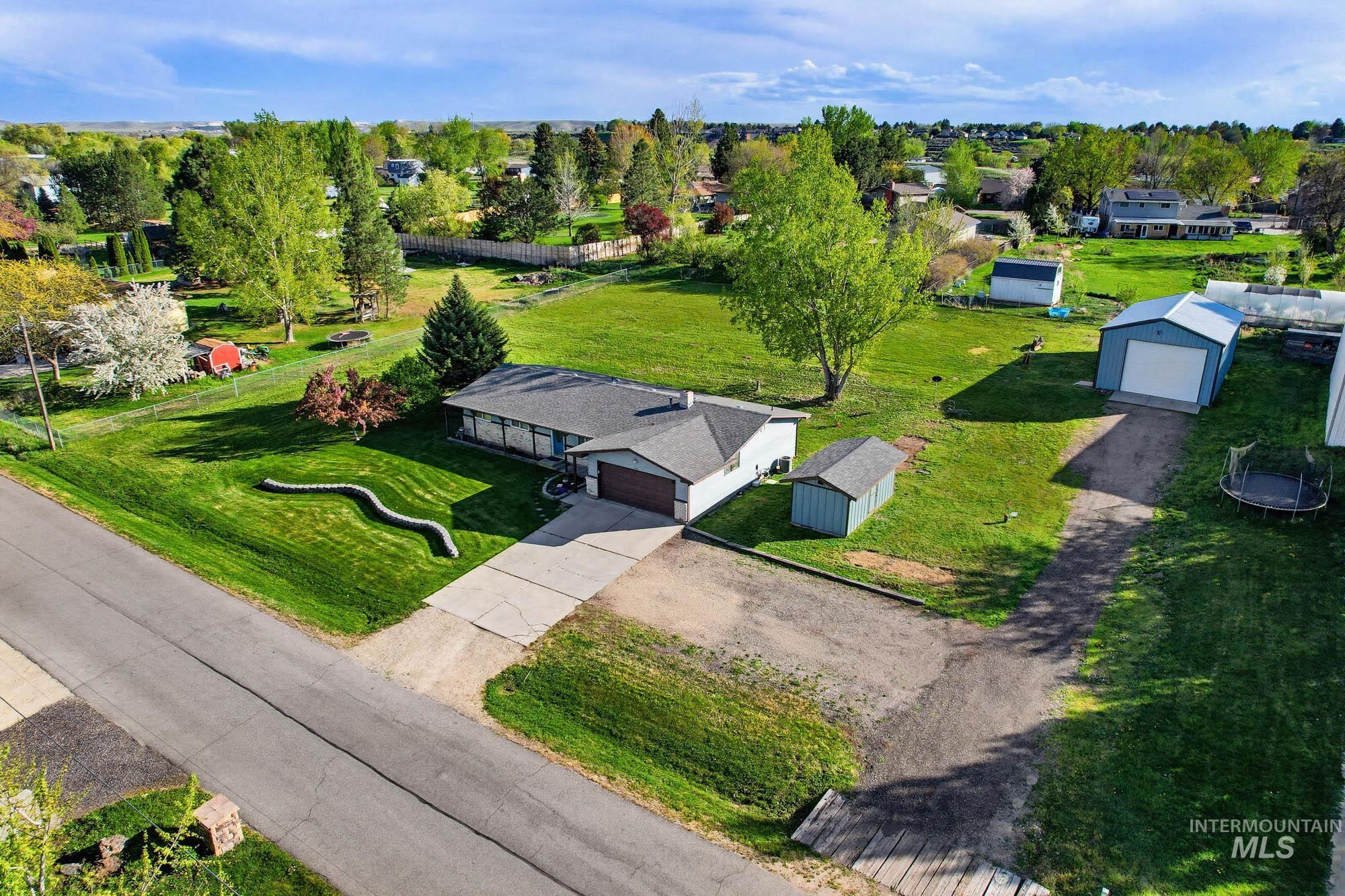 3555 S Beverly St, Boise, Idaho 83709, 3 Bedrooms, 2 Bathrooms, Residential For Sale, Price $675,000,MLS 98982748