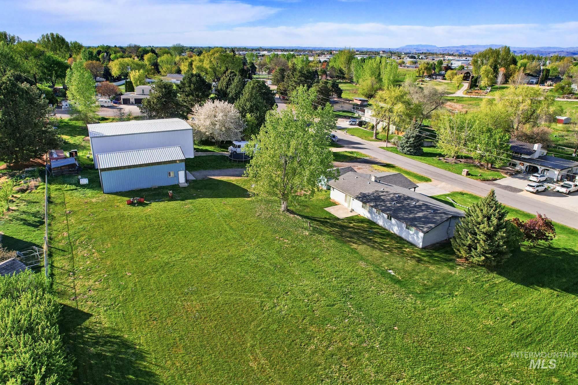 3555 S Beverly St, Boise, Idaho 83709, 3 Bedrooms, 2 Bathrooms, Residential For Sale, Price $675,000,MLS 98982748