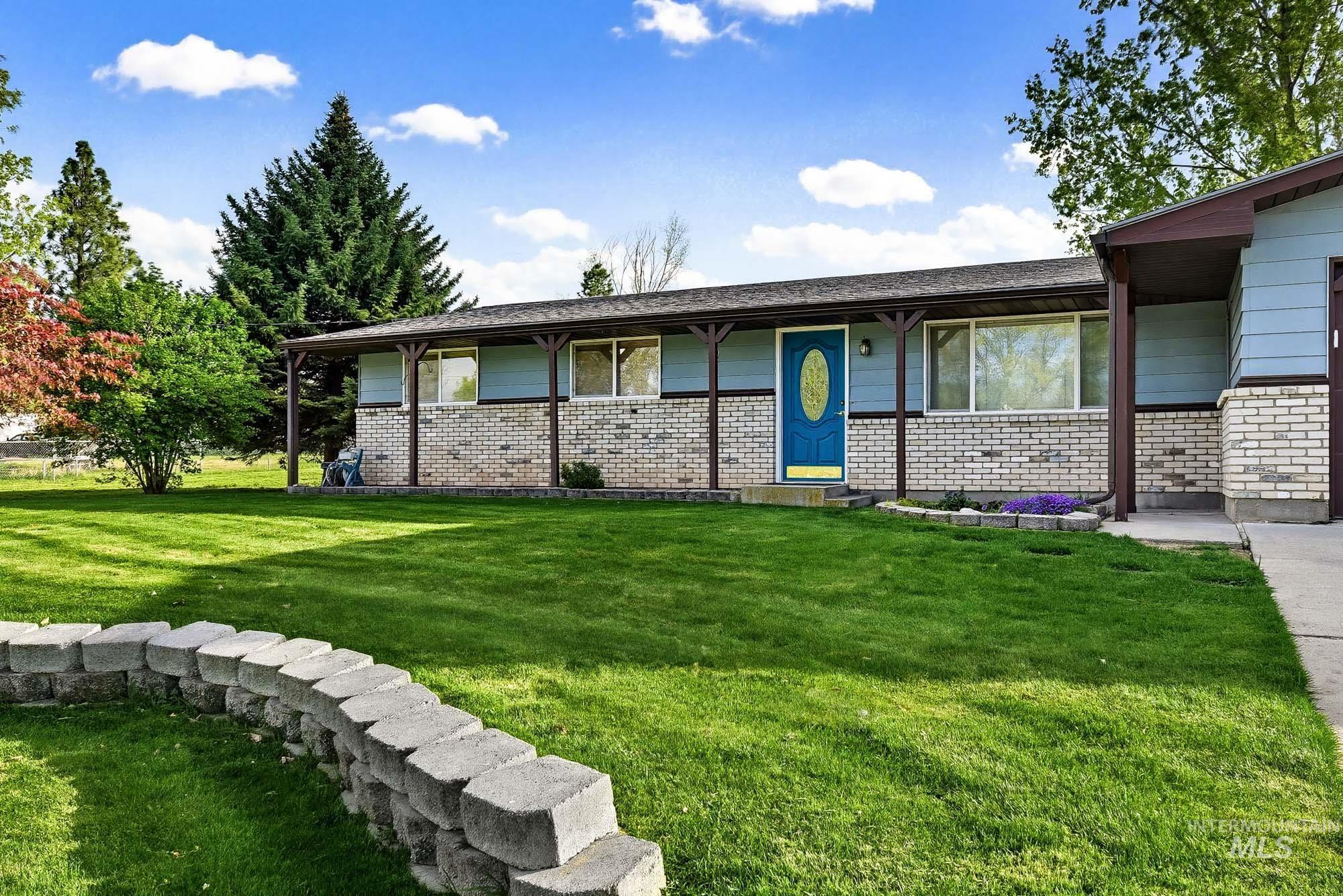 3555 S Beverly St, Boise, Idaho 83709, 3 Bedrooms, 2 Bathrooms, Residential For Sale, Price $675,000,MLS 98982748