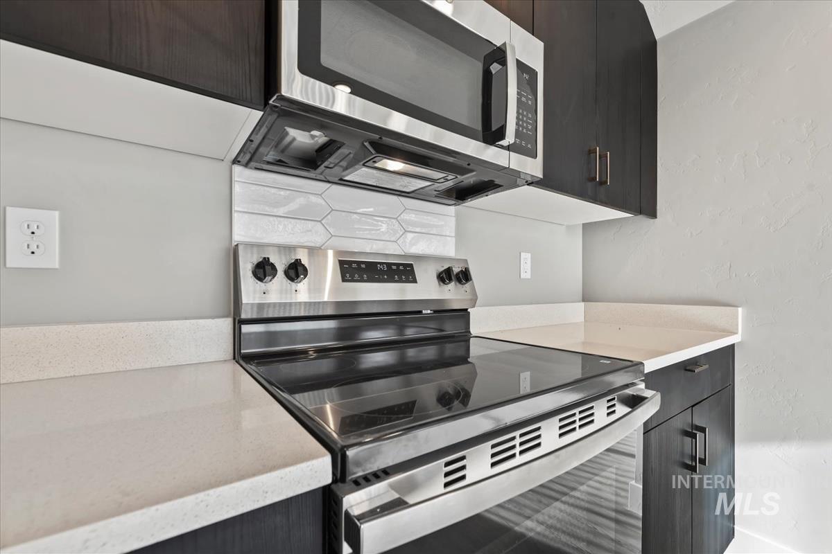 2809 W Palouse St, Boise, Idaho 83705, 3 Bedrooms, 2 Bathrooms, Residential Income For Sale, Price $459,999,MLS 98982751