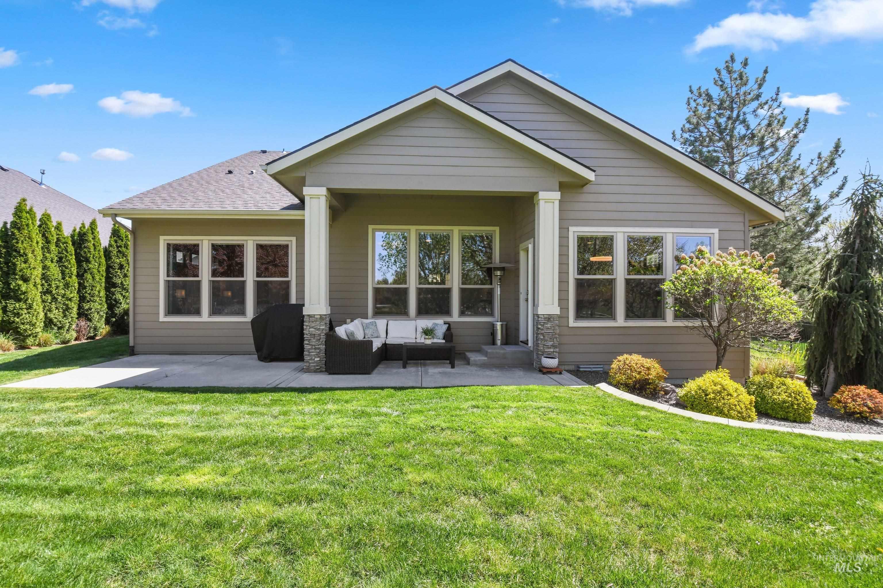 6713 N Moon Drummer Way, Meridian, Idaho 83646, 3 Bedrooms, 3 Bathrooms, Residential For Sale, Price $939,900,MLS 98982752