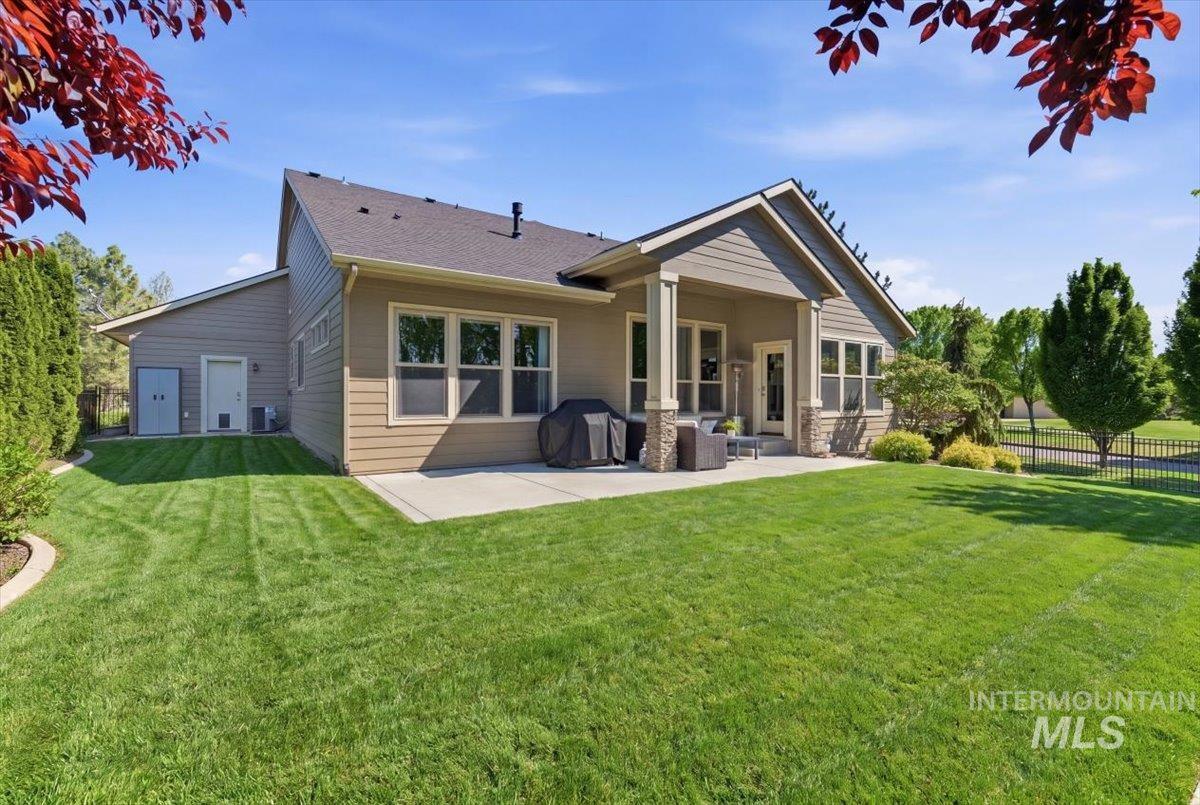 6713 N Moon Drummer Way, Meridian, Idaho 83646, 3 Bedrooms, 4 Bathrooms, Residential For Sale, Price $939,900, 98982752